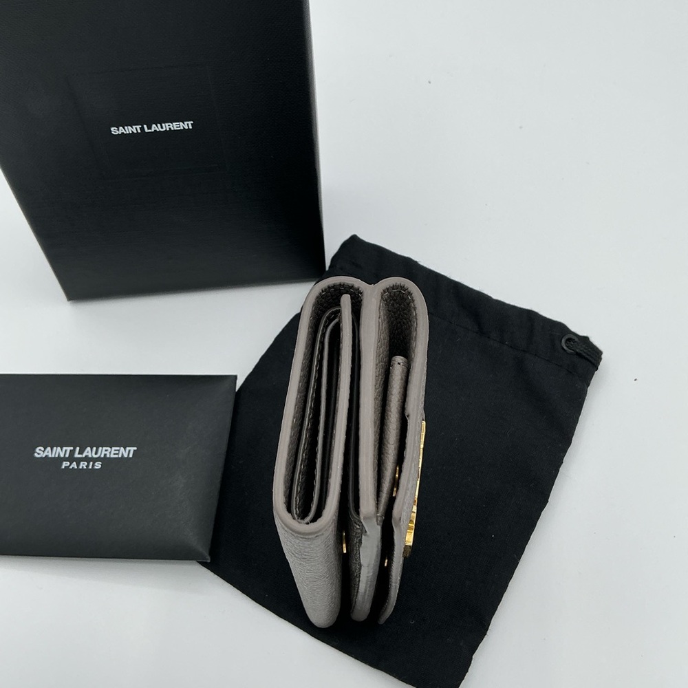 Saint Laurent Compact Wallet - Picture 4 of 10